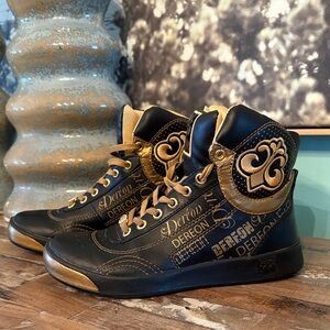 Dereon Gold and Black Sneakers great condition